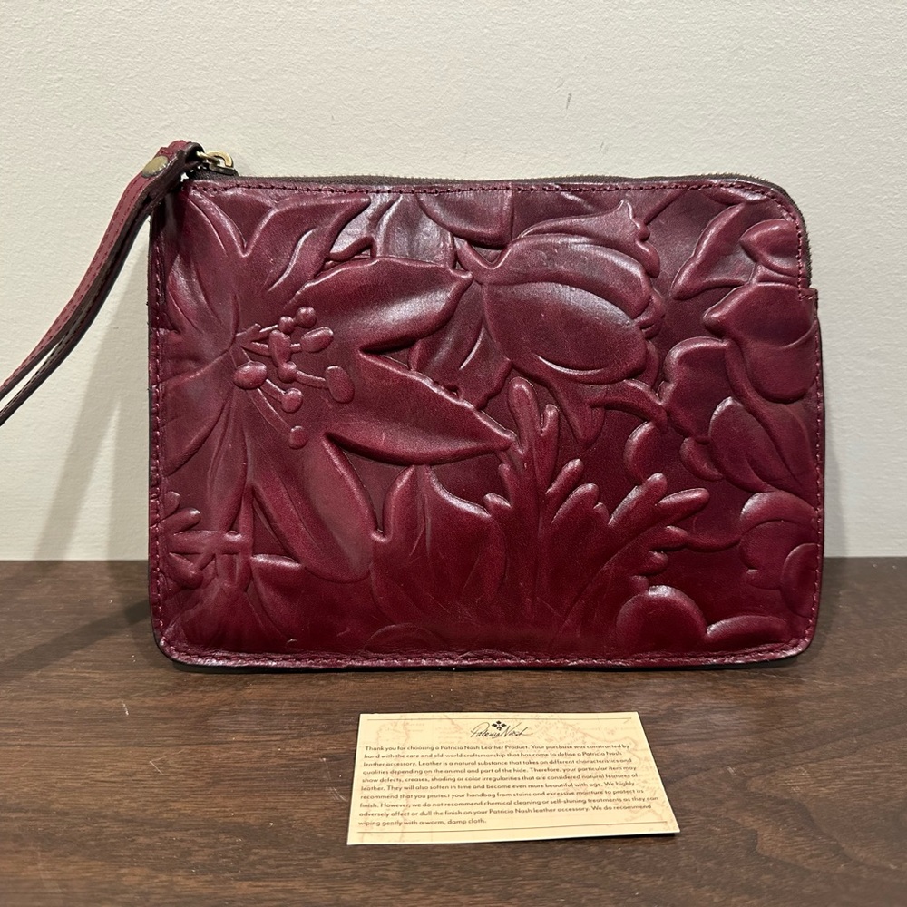 Patricia Nash Cassini Wristlet
